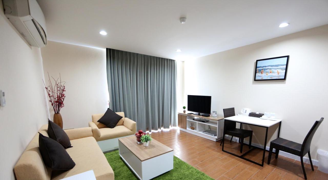Bbg Seaside Luxurious Service Apartment Bangsaen Buitenkant foto