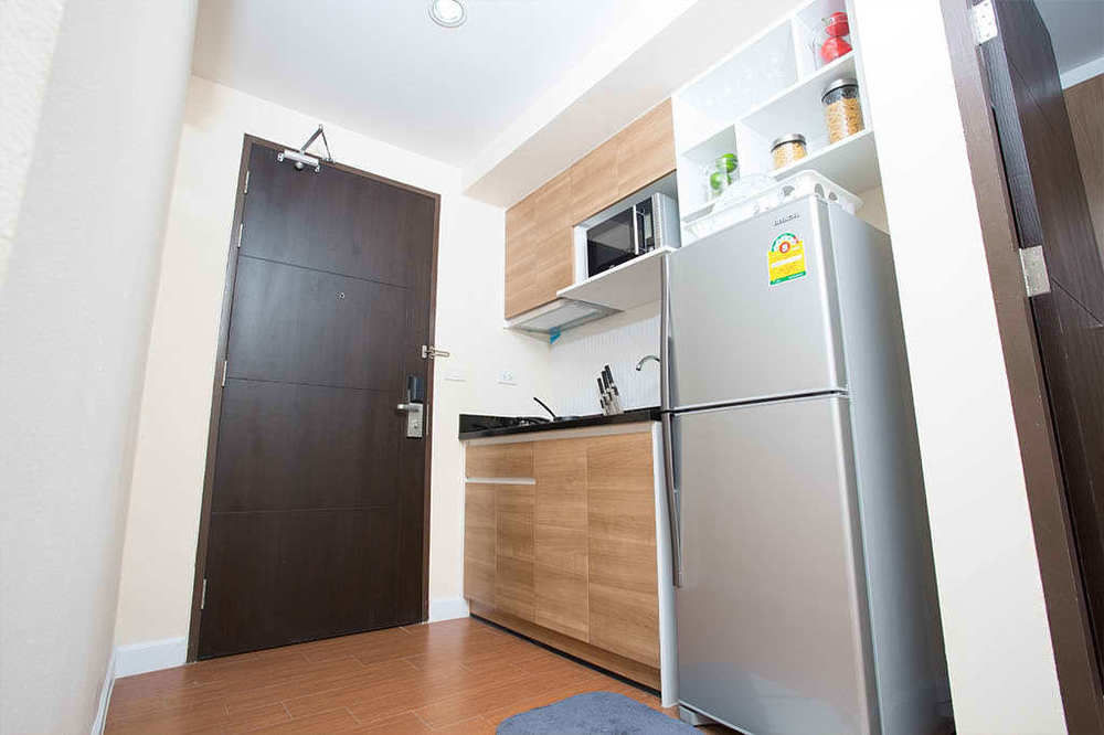 Bbg Seaside Luxurious Service Apartment Bangsaen Buitenkant foto