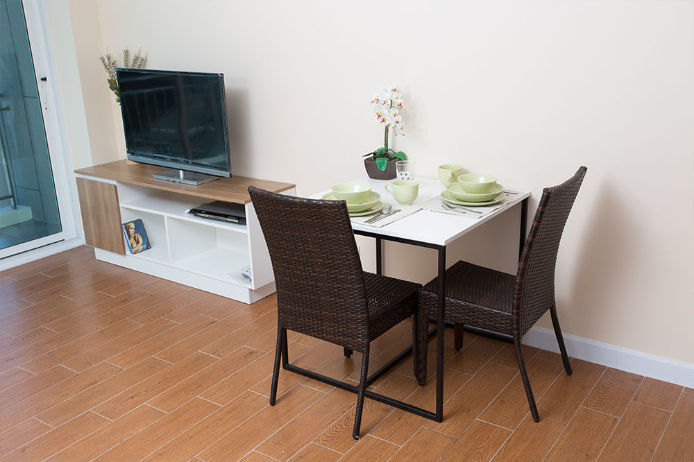 Bbg Seaside Luxurious Service Apartment Bangsaen Buitenkant foto
