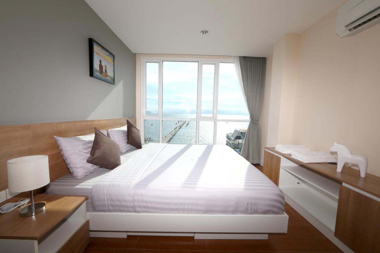 Bbg Seaside Luxurious Service Apartment Bangsaen Buitenkant foto